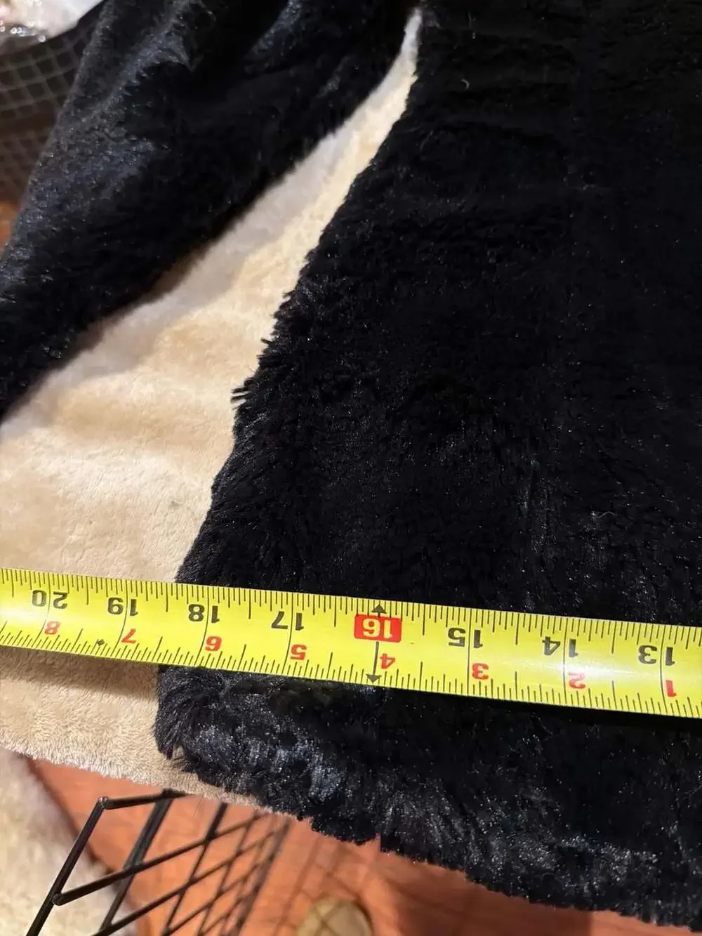 Patagonia‎ Girl's Black Pelage Faux Fur Fleece Button Up Jacket Size M 10